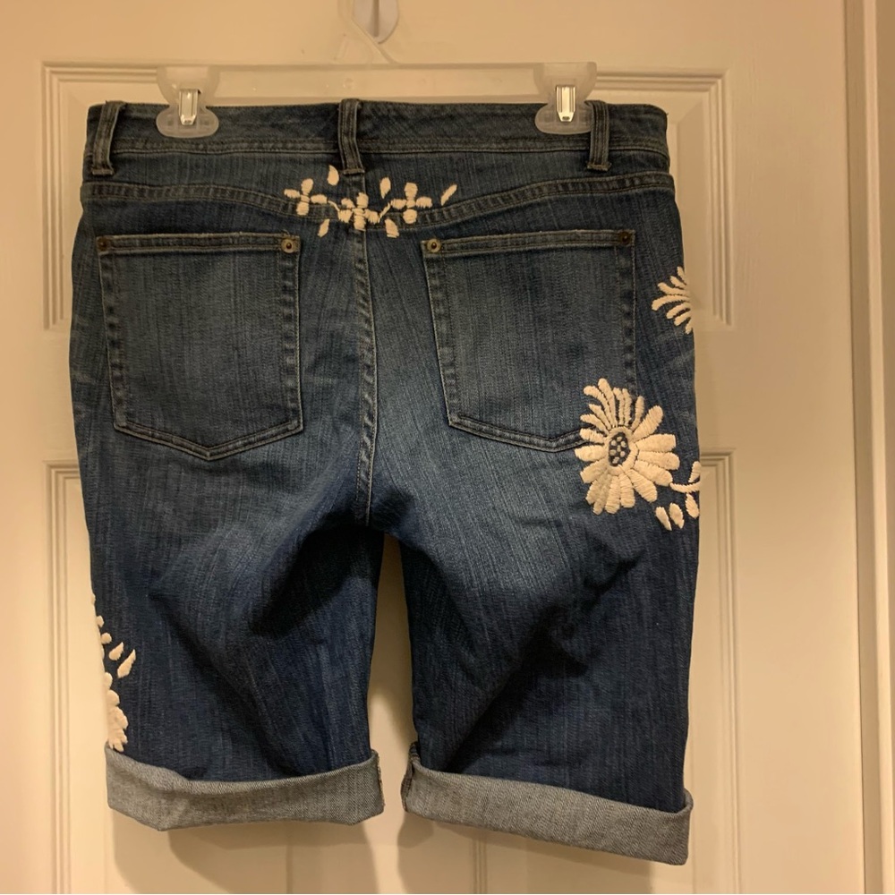 Jean shorts: White House Black Market Blue Denim with White Embroidery - Picture 2 of 6